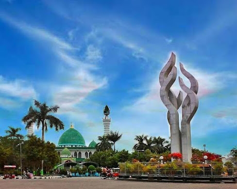 Komentar"LSM RIAR JATIM" Pamekasan Belum Beranjak dari Tempat Tidurnya, Masih Bermimpi Menggendong Kota